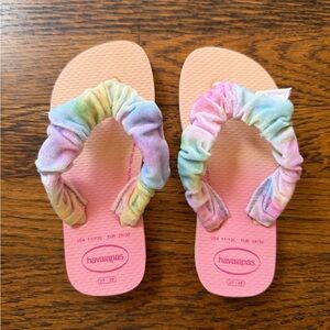 Havaianas Kids Fluffy Flip Flops size 27-28